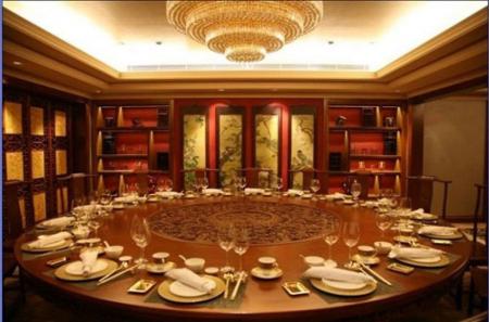 中国式饭局里的那些潜规则　座次、点菜、吃菜皆学问 (图)